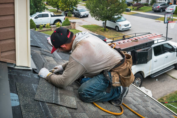 Professional Roofing technician working in Pompton Lakes, NJ